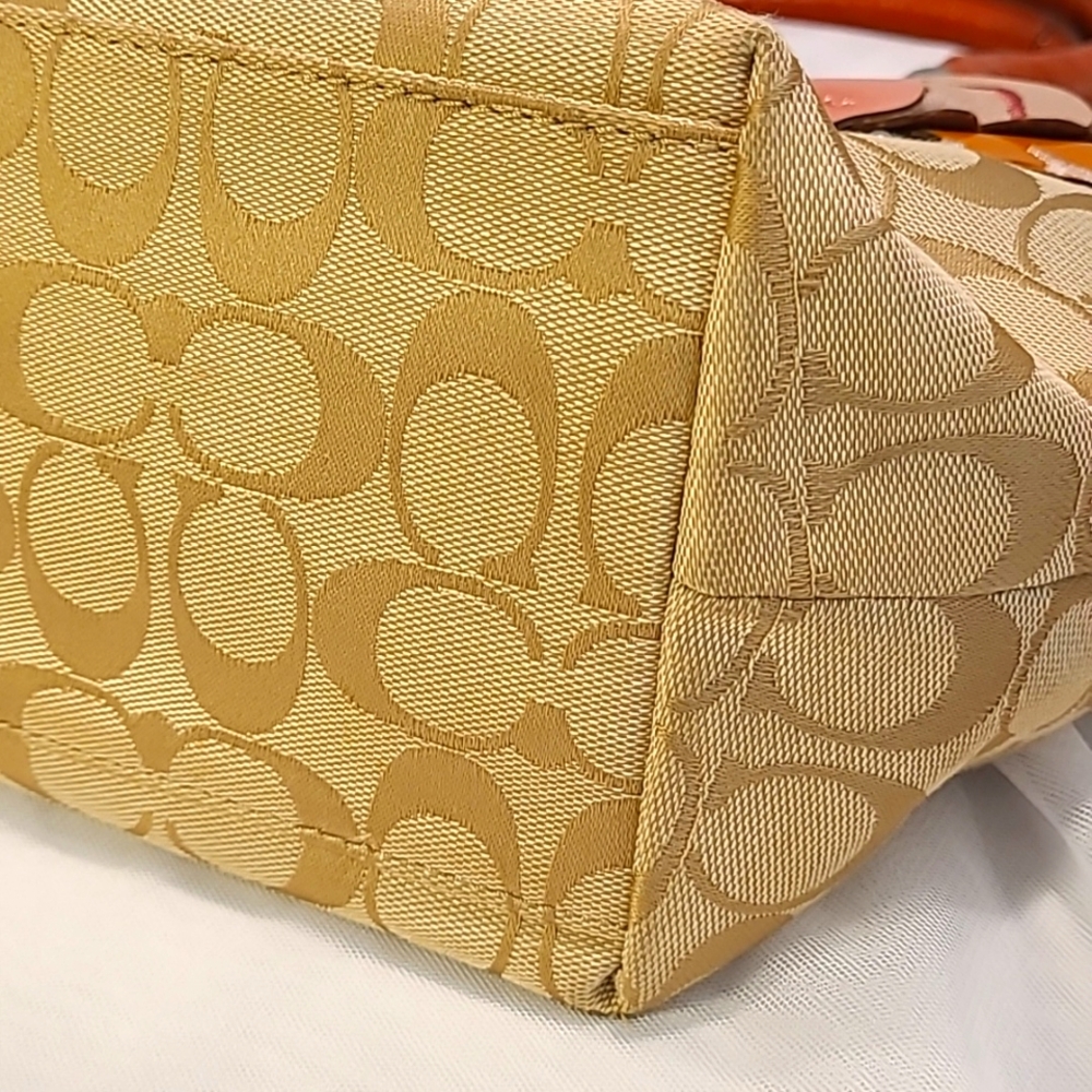 Coach Beige and Orange Floral Tote - Picture 5 of 10
